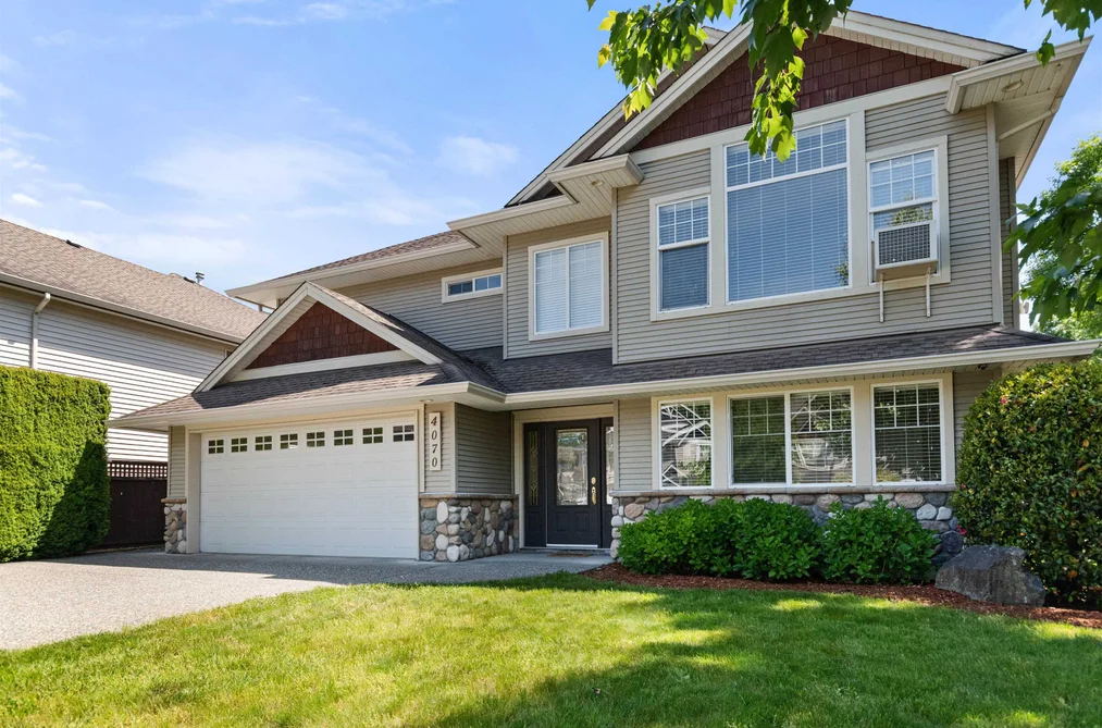 4070 CHANNEL STREET, Abbotsford BC V3G 3A6, Abbotsford BC — Residential for Sale - Photo 2