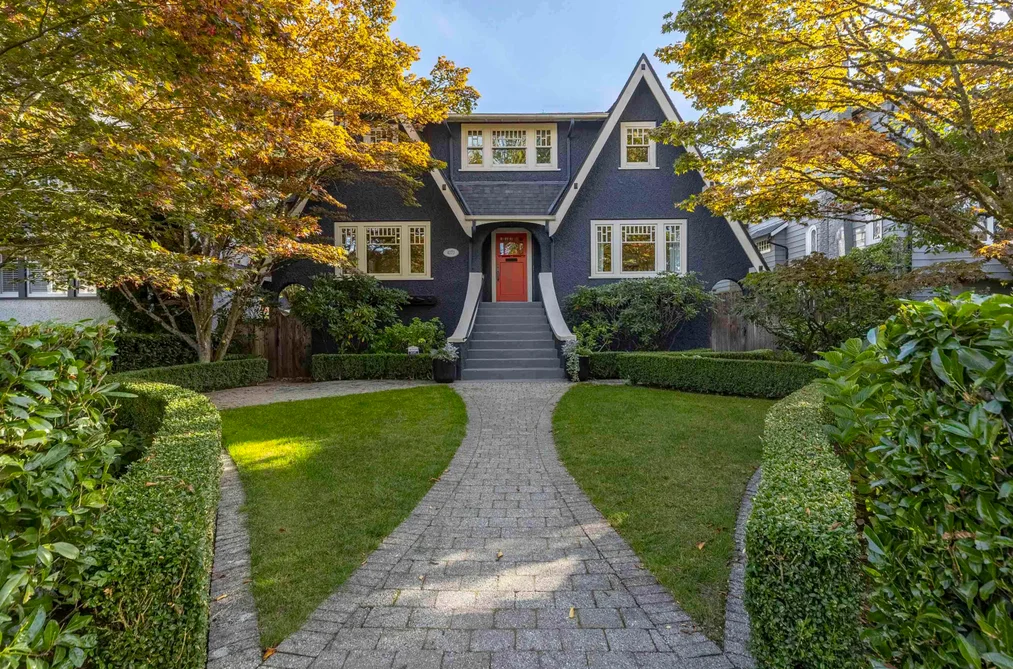 House for sale at 4070 W 13th Avenue Vancouver British Columbia - MLS: R3169489