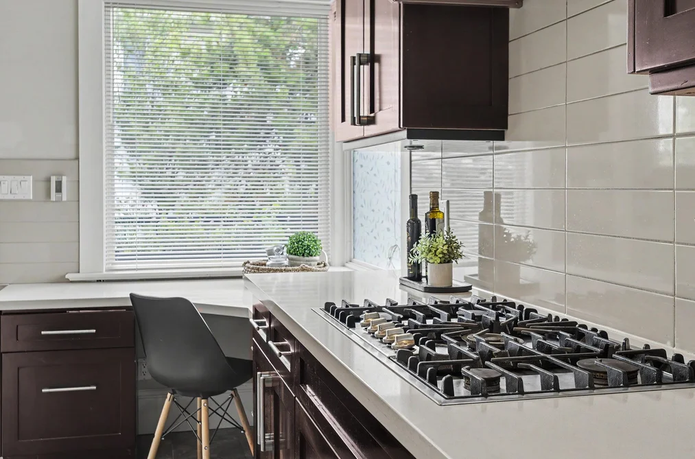 4072 ONTARIO STREET, Vancouver BC V5V 3G5, Vancouver BC — Residential for Sale — Photo 8 of 32