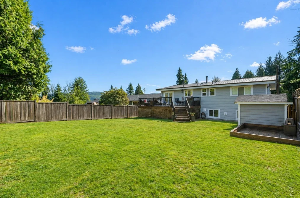 4072 VIOLET STREET, North Vancouver BC V7G 1E3, North Vancouver BC — Residential for Sale - Photo 6