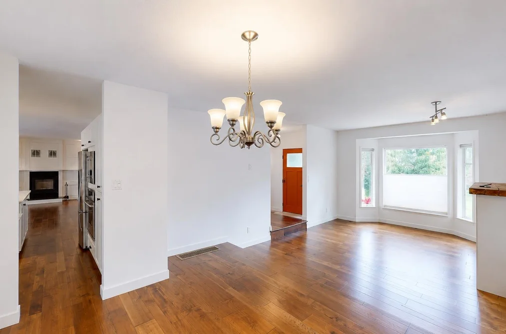 40735 THUNDERBIRD RIDGE, Squamish BC V0N 1T0, Squamish BC — Residential for Sale - Photo 2