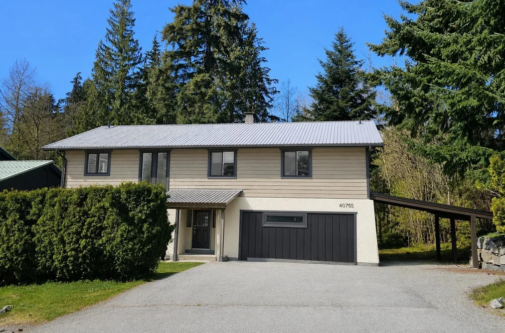 House for sale at 40755 Thunderbird Ridge Squamish British Columbia - MLS: R3101889