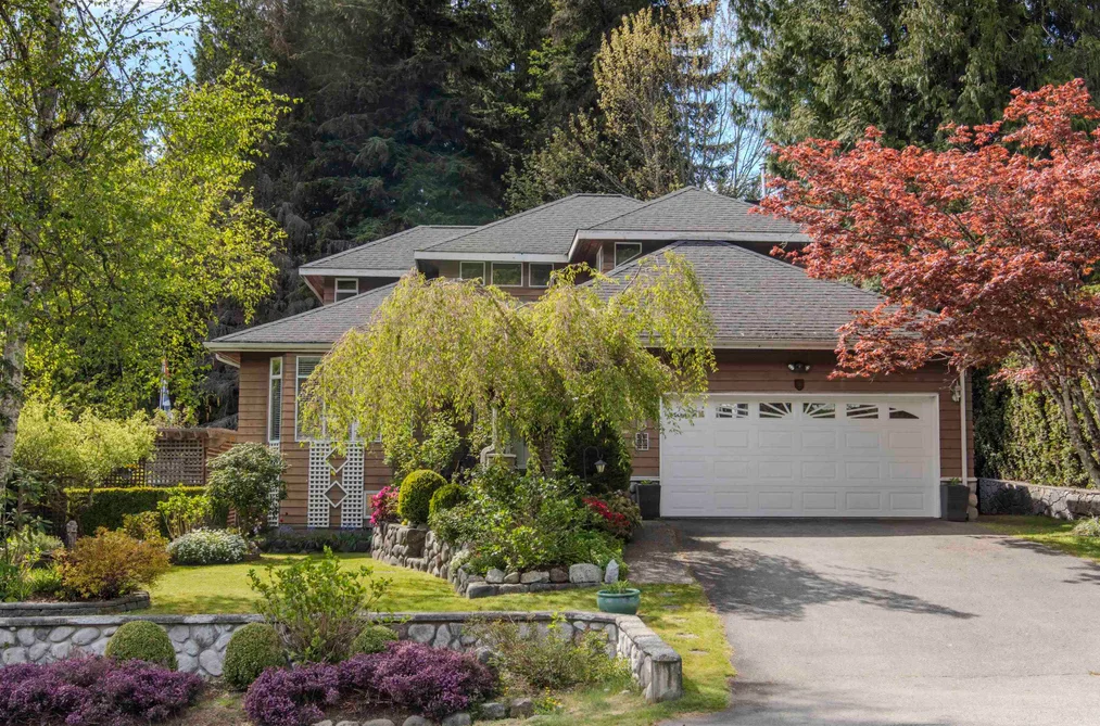 40767 THUNDERBIRD RIDGE, Squamish BC V0N 1T0, Squamish BC — Residential for Sale - Photo 2