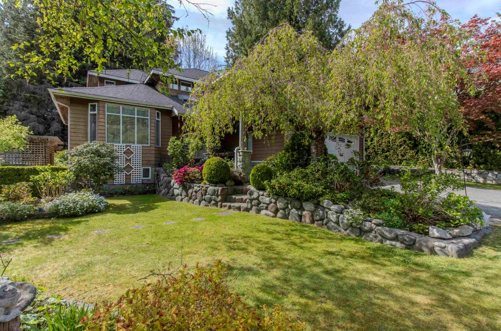 40767 THUNDERBIRD RIDGE, Squamish BC V0N 1T0, Squamish BC — Residential for Sale - Photo 3