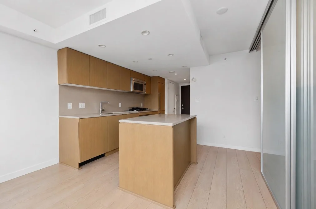 408 112 E 13TH STREET, North Vancouver BC V7L 0E4, North Vancouver BC — Residential for Sale - Photo 5