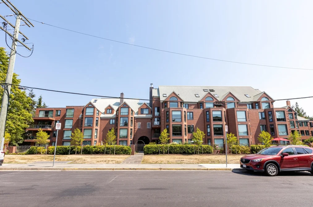 Condo for sale at 408 1350 View Crescent Delta British Columbia - MLS: R3156006