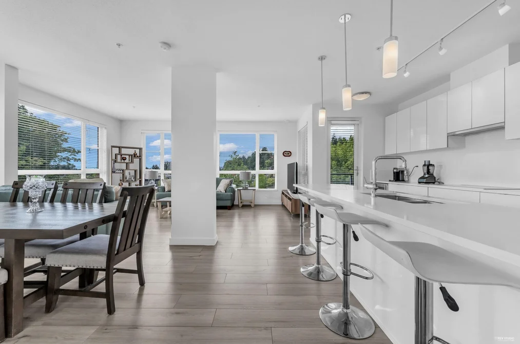 Condo for sale at 408 1621 Hamilton Avenue North Vancouver British Columbia - MLS: R3124463