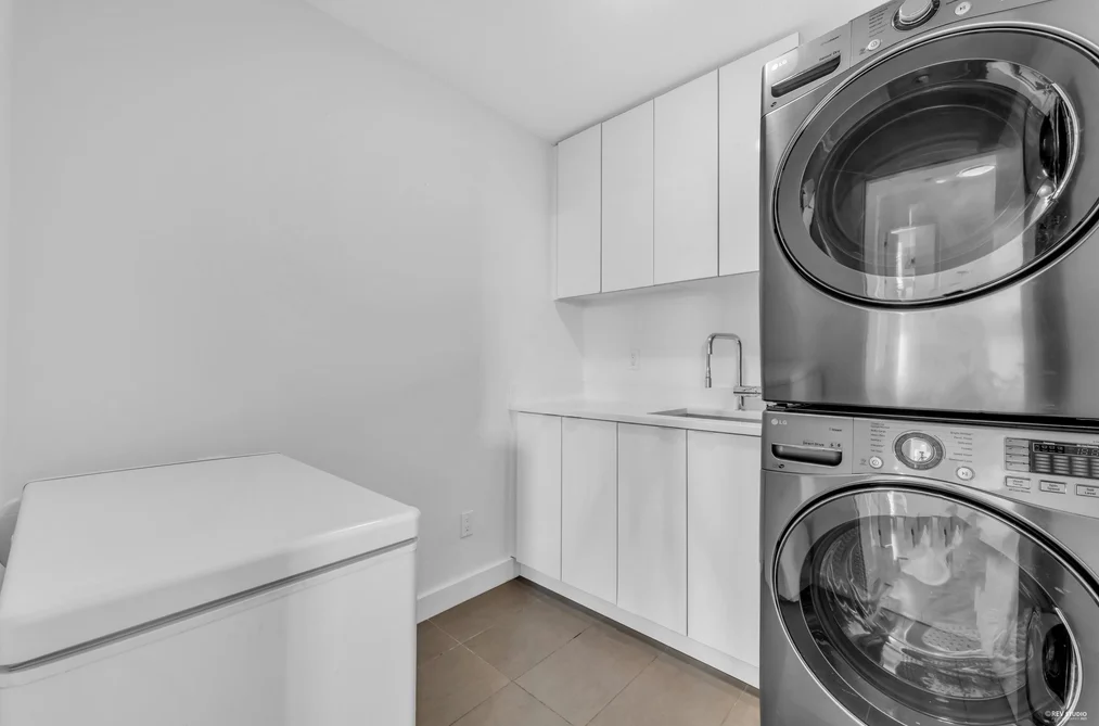 408 1621 HAMILTON AVENUE, North Vancouver BC V7P 0B6, North Vancouver BC — Residential for Sale - Photo 4