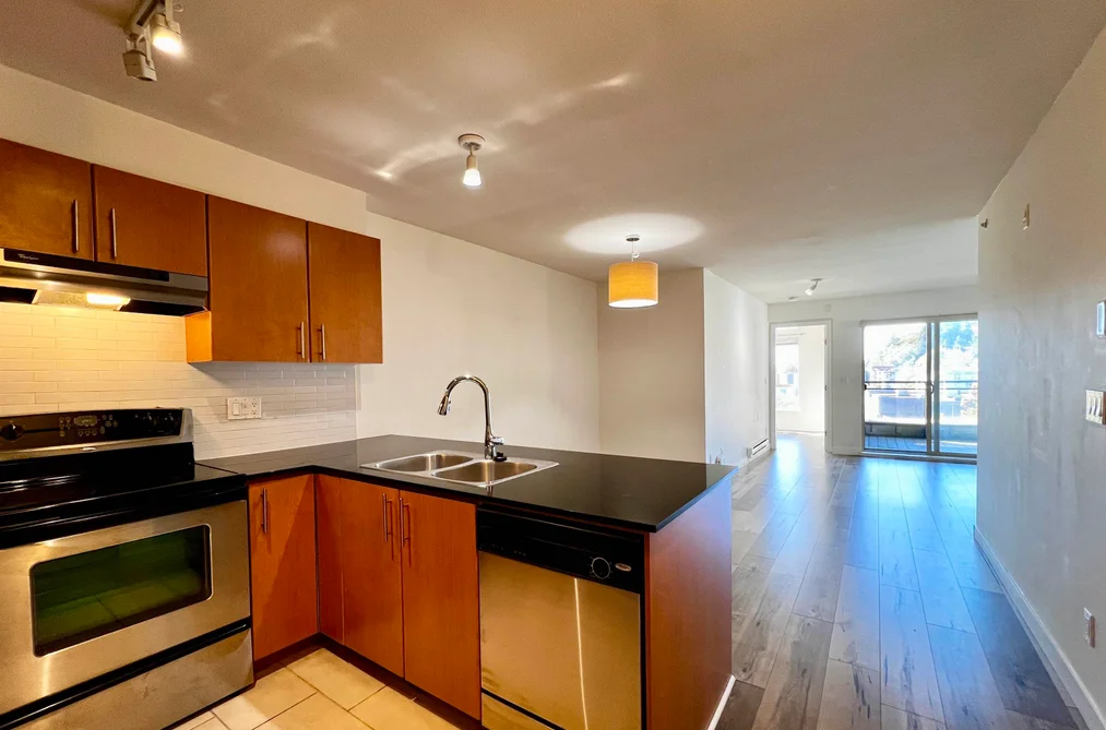 1633 Mackay Ave Unit 408, North Vancouver, BC - MLS: R3162249