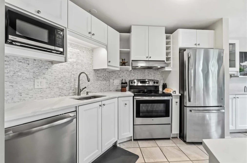 Condo for sale at 408 2551 Parkview Lane Port Coquitlam British Columbia - MLS: R3150710