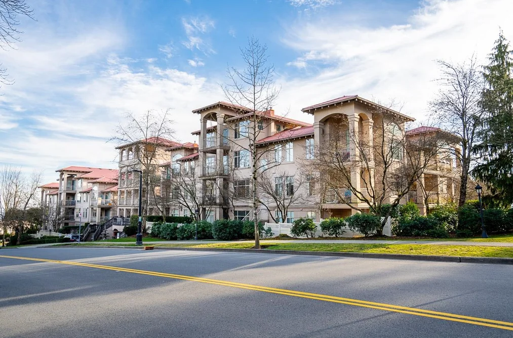 3176 Plateau Blvd Unit 408, Coquitlam, BC - MLS: R3178768
