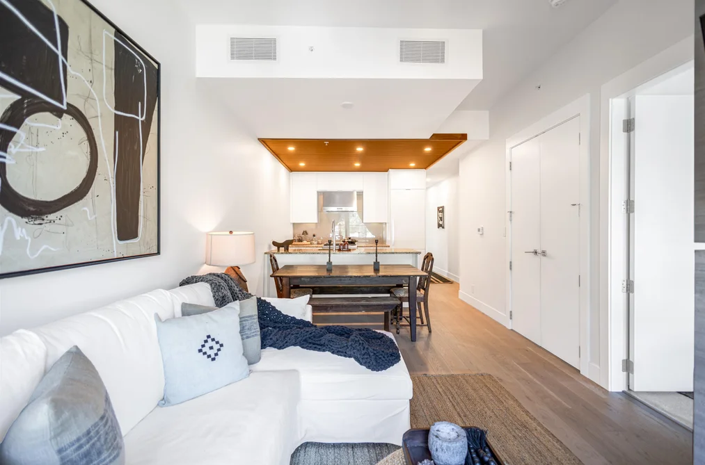 408 6687 NELSON AVENUE, West Vancouver BC V7W 2B2, West Vancouver BC — Residential for Sale - Photo 4
