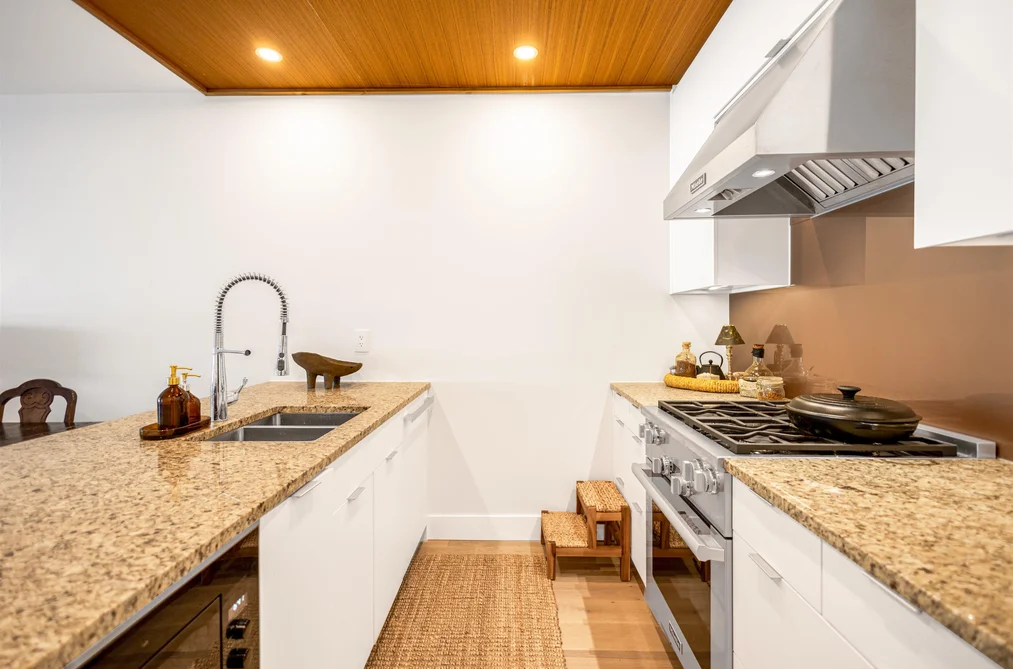 408 6687 NELSON AVENUE, West Vancouver BC V7W 2B2, West Vancouver BC — Residential for Sale - Photo 7