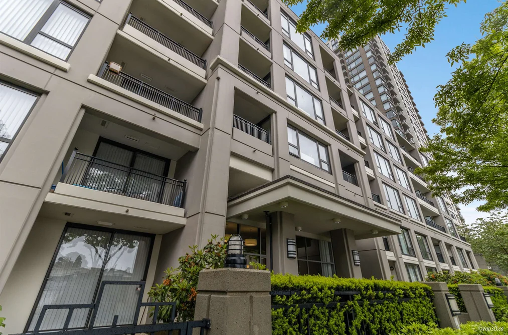 Condo for sale at 408 7138 Collier Street Burnaby British Columbia - MLS: R3131322
