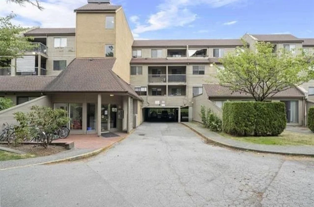 Condo for sale at 408 8120 Colonial Drive Richmond British Columbia - MLS: R3118661