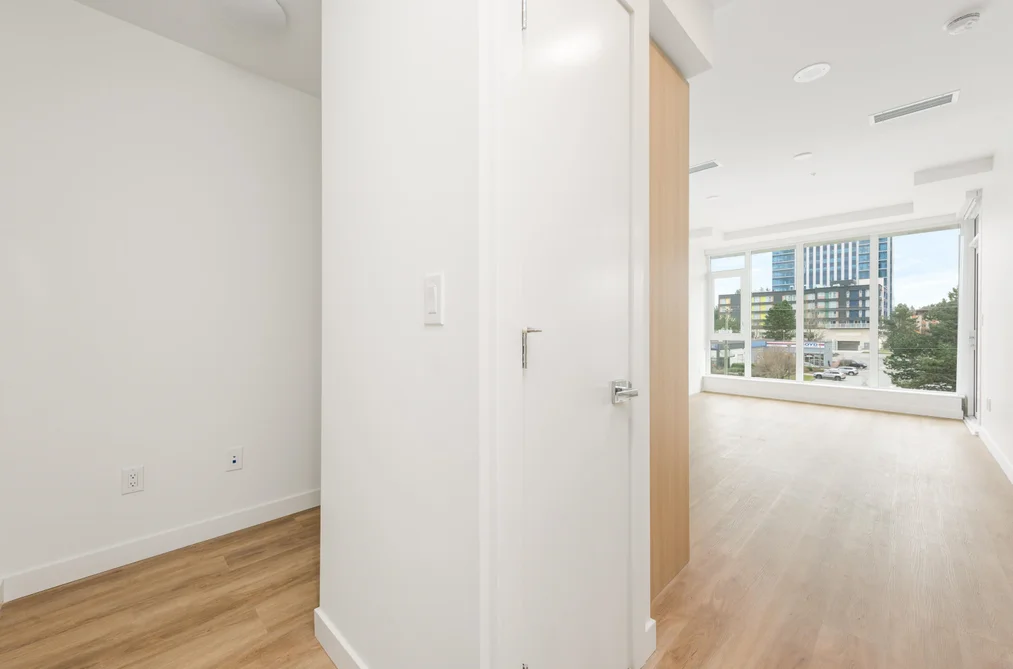408 9675 KING GEORGE BOULEVARD, Surrey BC V3T 0T7, Surrey BC — Residential for Sale - Photo 7