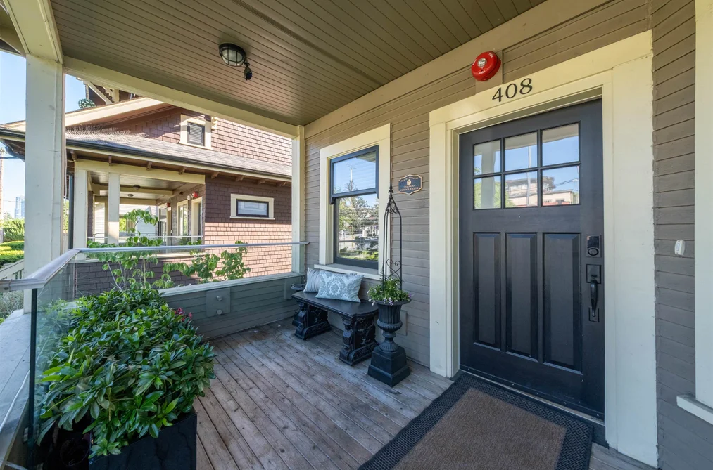 408 EIGHTH STREET, New Westminster BC V3M 0K1, New Westminster BC — Residential for Sale - Photo 2