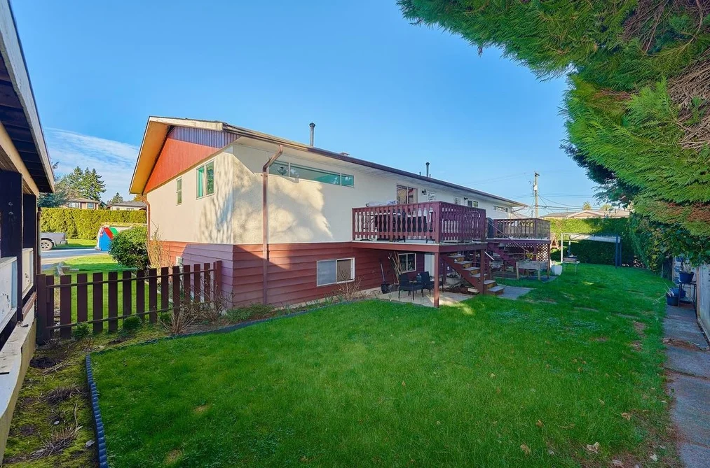 4086/ 4088 LISTER COURT, Burnaby BC V5G 2C2, Burnaby BC — Residential for Sale - Photo 4