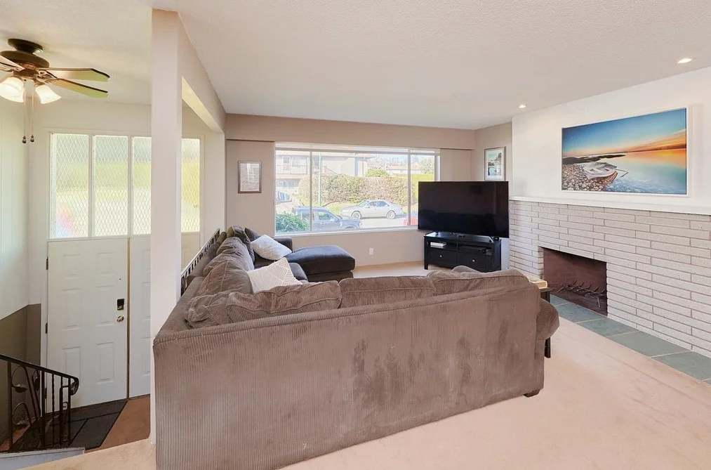 4086 LISTER COURT, Burnaby BC V5G 2C2, Burnaby BC — Residential Income for Sale - Photo 4