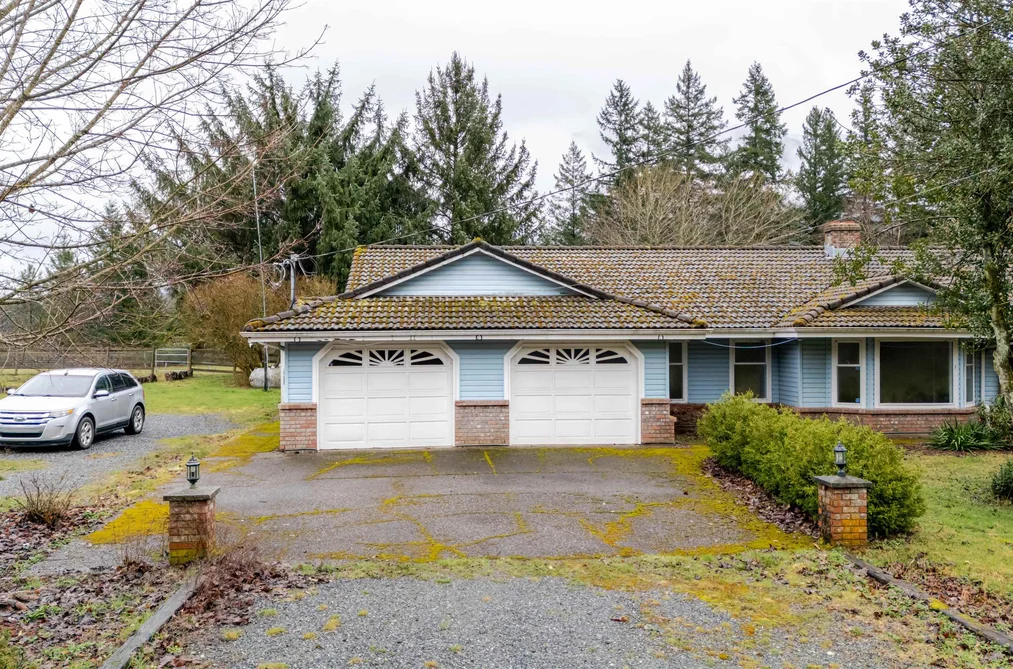 40895 HENDERSON ROAD, Columbia Valley BC V2R 4X5, Columbia Valley BC — Residential for Sale - Photo 3