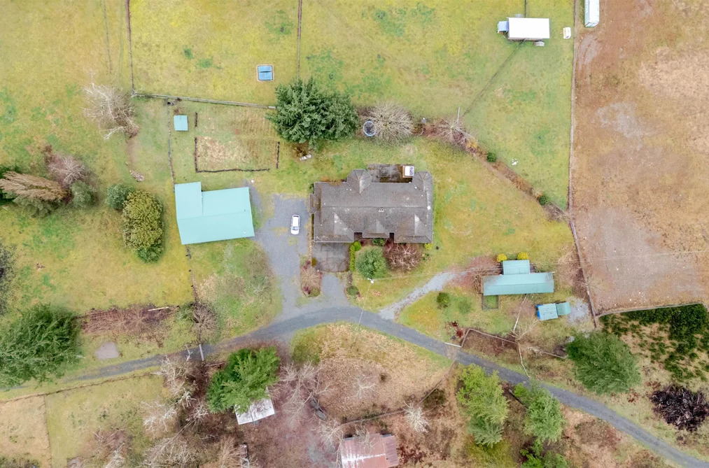 40895 HENDERSON ROAD, Columbia Valley BC V2R 4X5, Columbia Valley BC — Residential for Sale - Photo 6