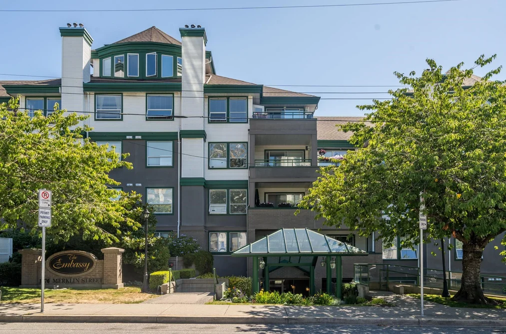 Condo for sale at 409 1576 Merklin Street White Rock British Columbia - MLS: R3124660