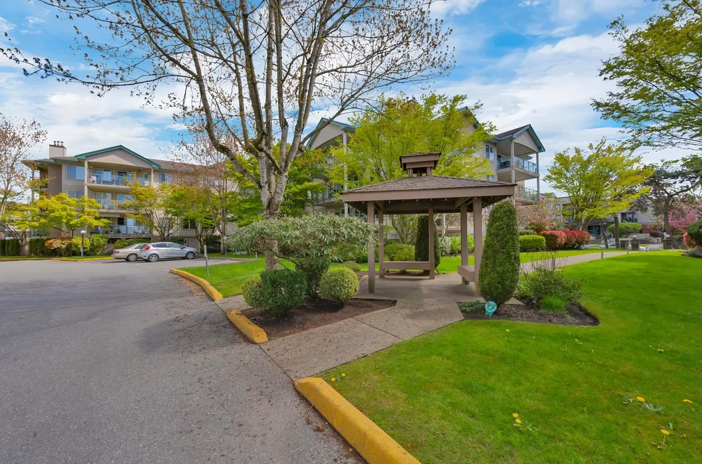 409 20443 53 AVENUE, Langley BC V3A 7A6, Langley BC — Residential for Sale - Photo 4