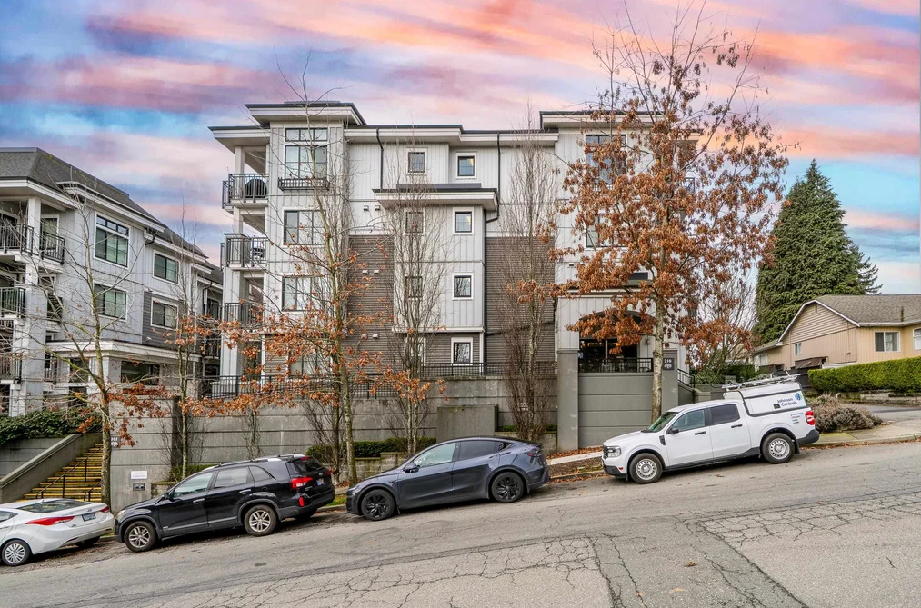 Condo for sale at 409 210 Lebleu Street Coquitlam British Columbia - MLS: R3163270