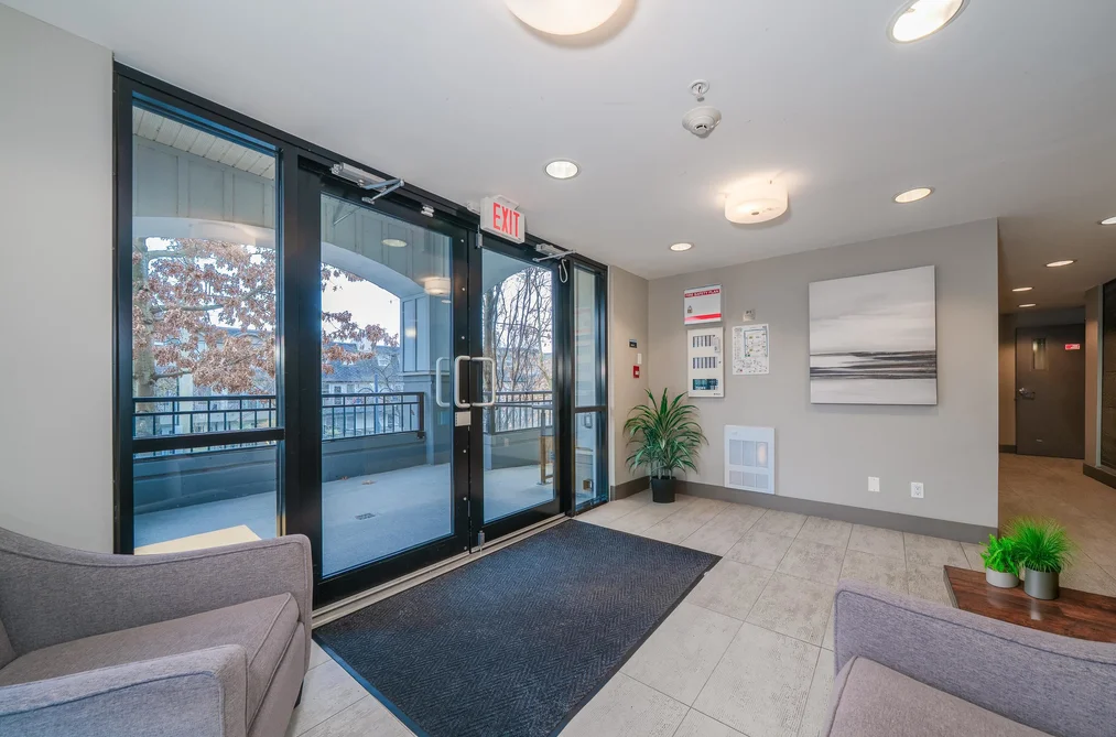 Condo for sale at 409 210 Lebleu Street Coquitlam British Columbia - MLS: R3105548