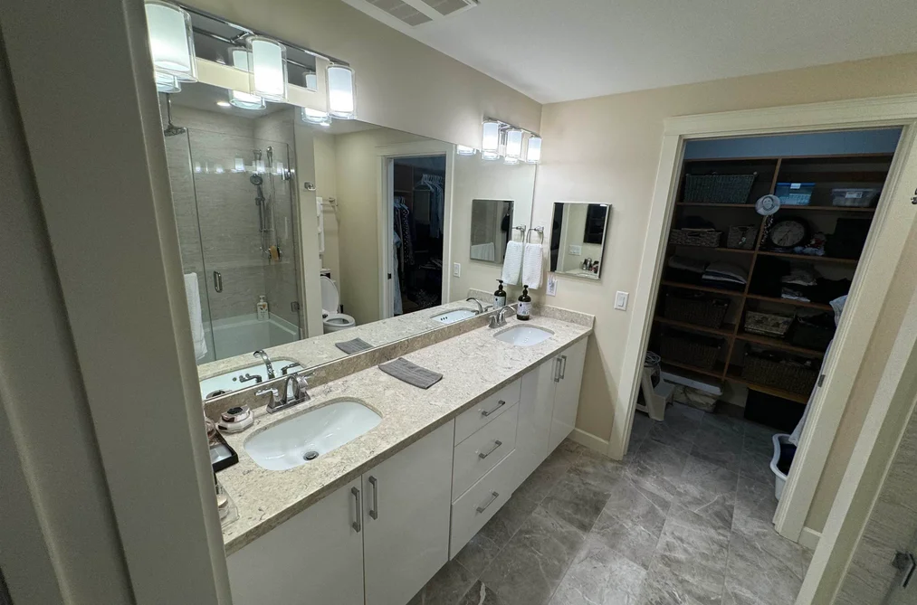 Condo for sale at 409 3535 146a Street Surrey British Columbia - MLS: R3152618