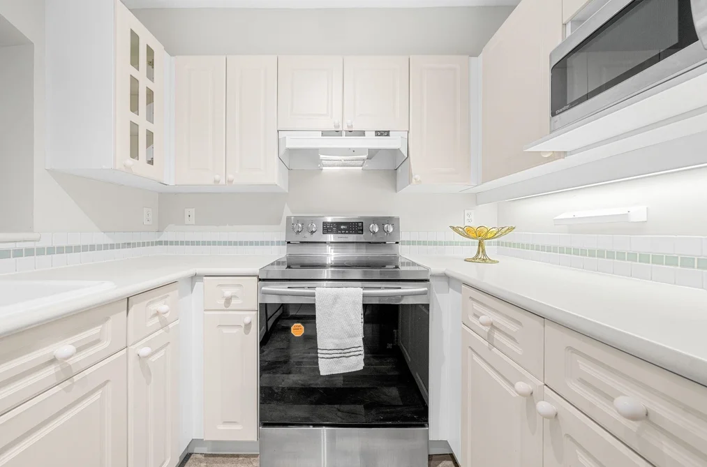 409 3738 NORFOLK STREET, Burnaby BC V5G 4V4, Burnaby BC — Residential for Sale - Photo 6