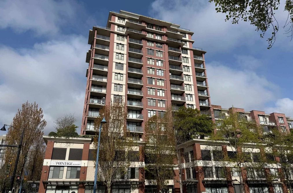 Condo for sale at 409 5933 Cooney Road Richmond British Columbia - MLS: R3116049