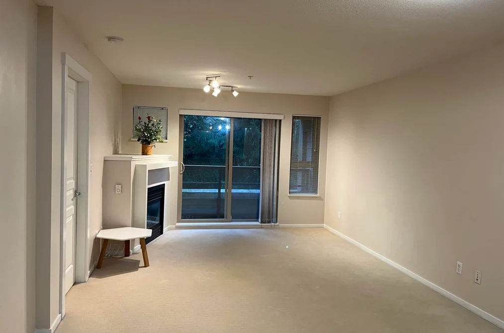 409 9319 UNIVERSITY CRESCENT, Burnaby BC V5A 4Y5, Burnaby BC — Residential for Sale - Photo 2