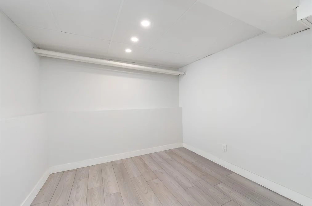 409 W 27TH STREET, North Vancouver BC V7N 2H7, North Vancouver BC — Residential for Sale — Photo 32 of 40
