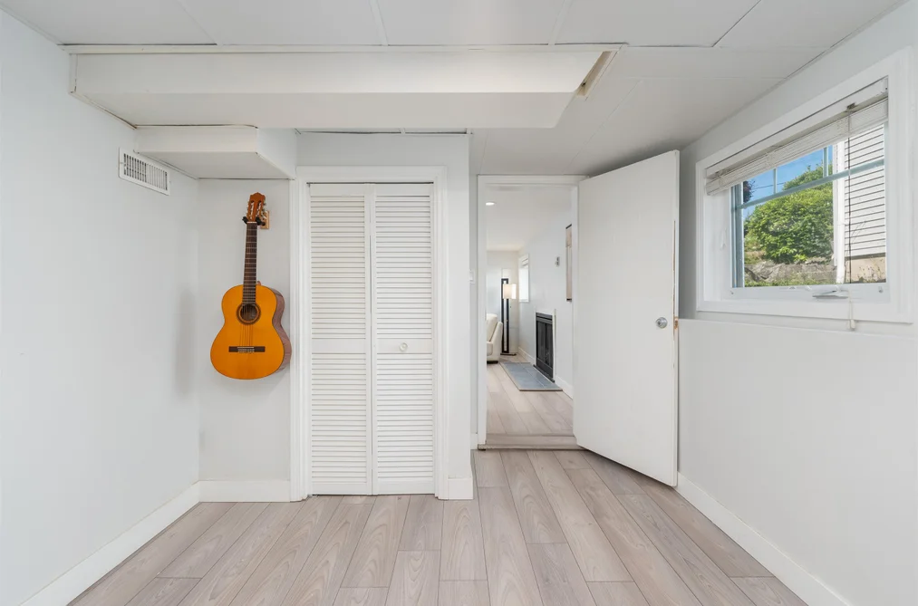 409 W 27TH STREET, North Vancouver BC V7N 2H7, North Vancouver BC — Residential for Sale — Photo 33 of 40