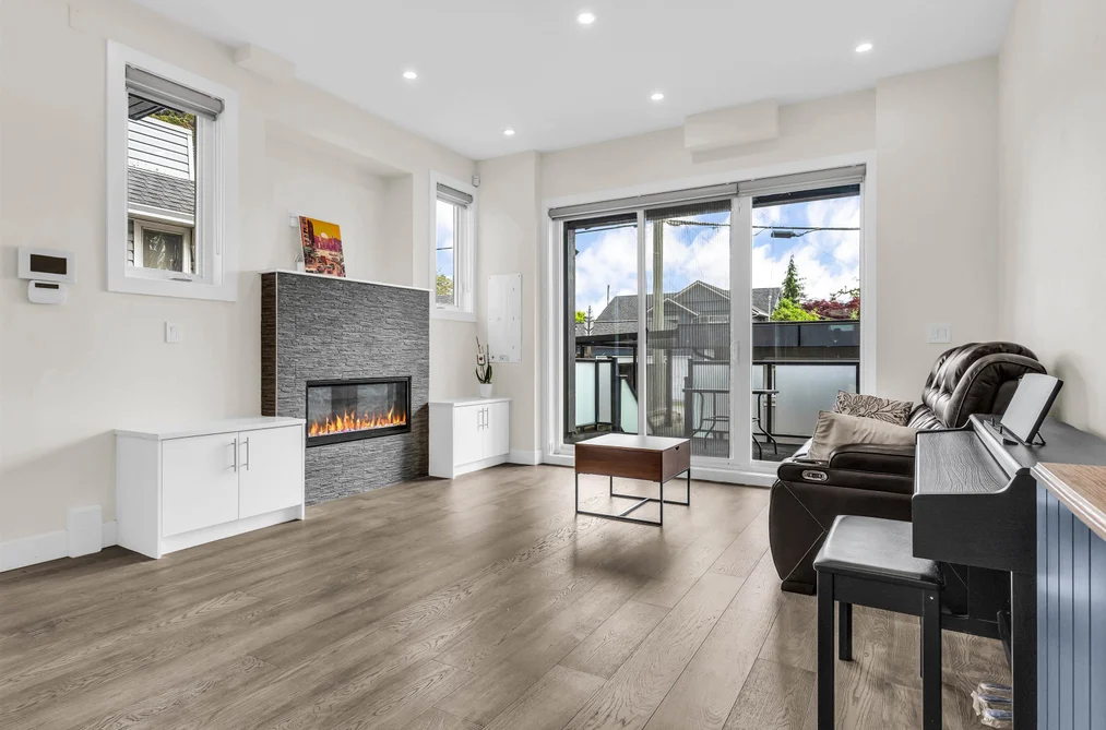 409 W KEITH ROAD, North Vancouver BC V7M 1M2, North Vancouver BC — Residential for Sale - Photo 3