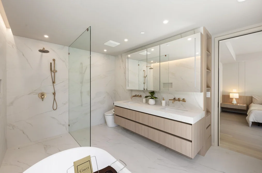 4090 W 31ST AVENUE, Vancouver, BC — Residential for Sale — Photo 18 of 40