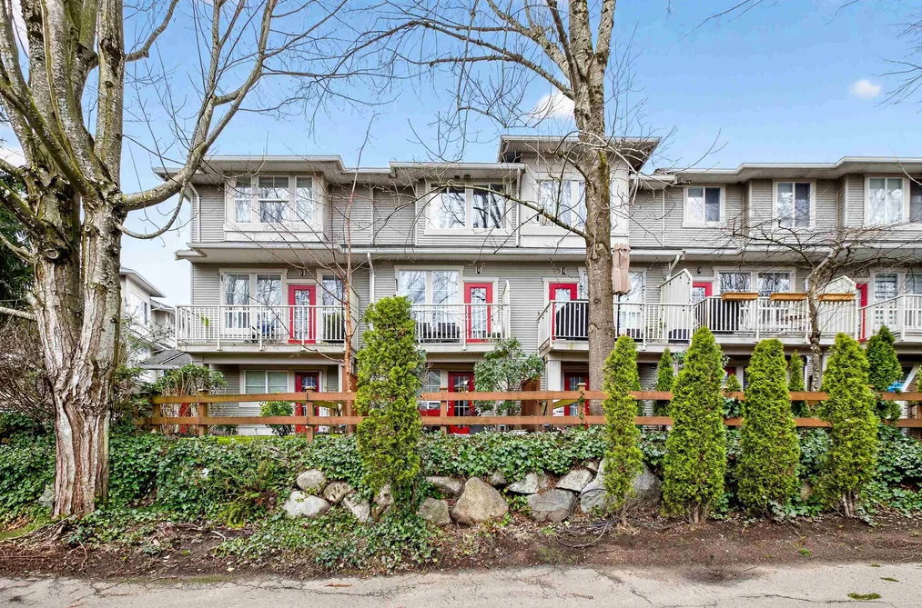 Townhouse for sale at 41 14952 58 Avenue Surrey British Columbia - MLS: R3108284