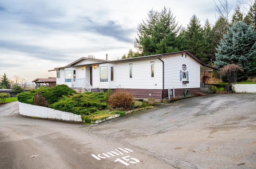 41 27111 0 AVENUE, Langley BC V4W 2T1, Langley BC — Residential for Sale - Photo 2