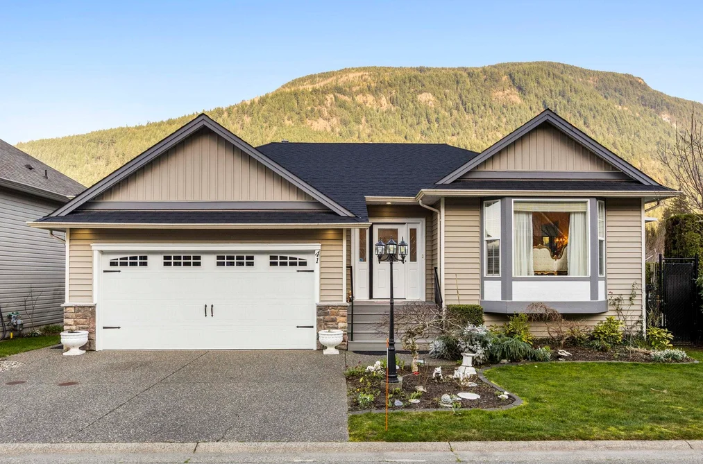 House for sale at 41 349 Walnut Avenue Harrison Hot Springs British Columbia - MLS: R3097626