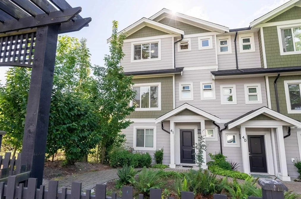 Townhouse for sale at 41 6188 141 Street Surrey British Columbia - MLS: R3055348