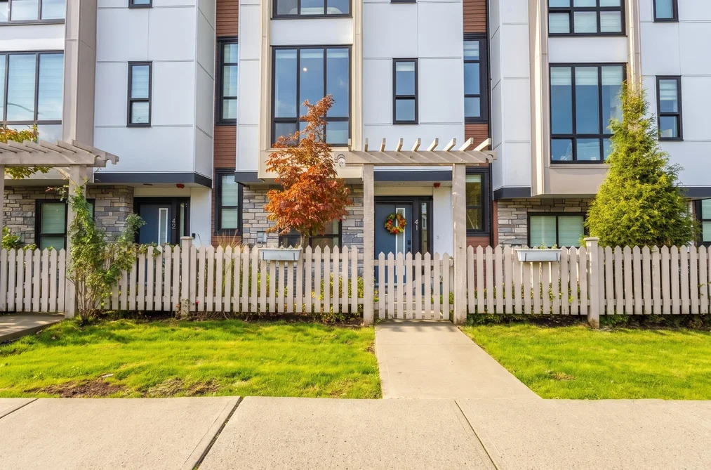 41 - 7670 207 Street, Langley, BC - MLS: R3179860 - Photo 1 41 - 7670 207 Street, Langley, BC - MLS: R3179860 - Photo 1