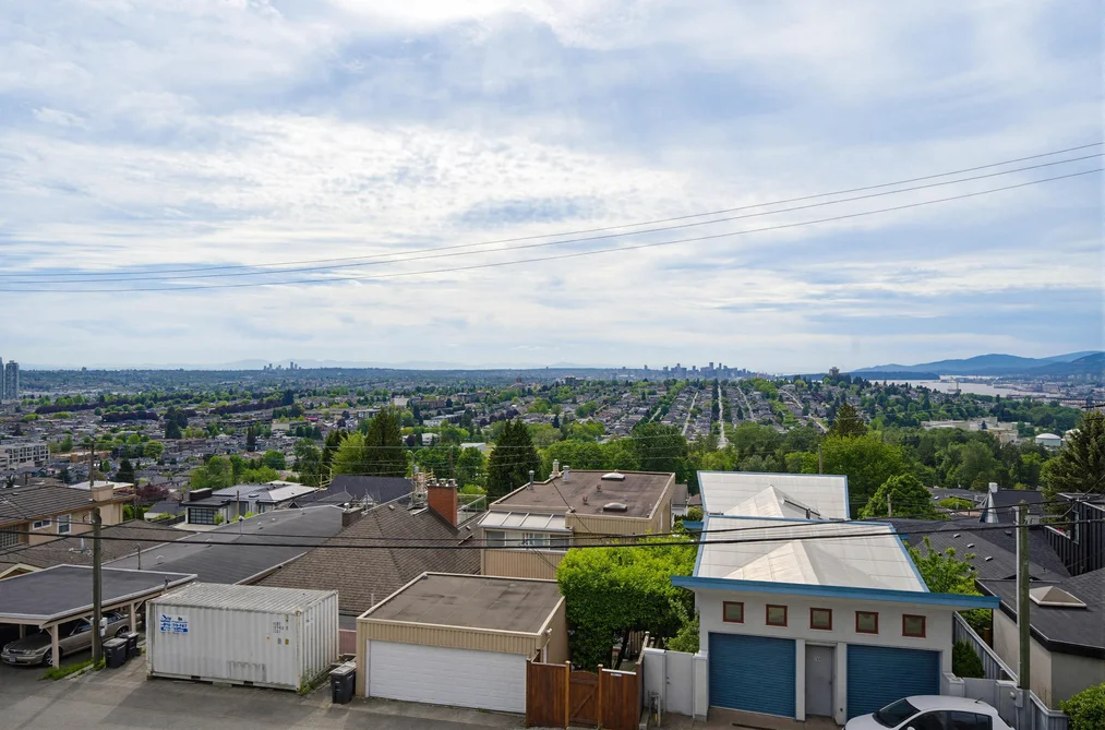 41 N HYTHE AVENUE, Burnaby BC V5B 1G3, Burnaby BC — Residential for Sale - Photo 3