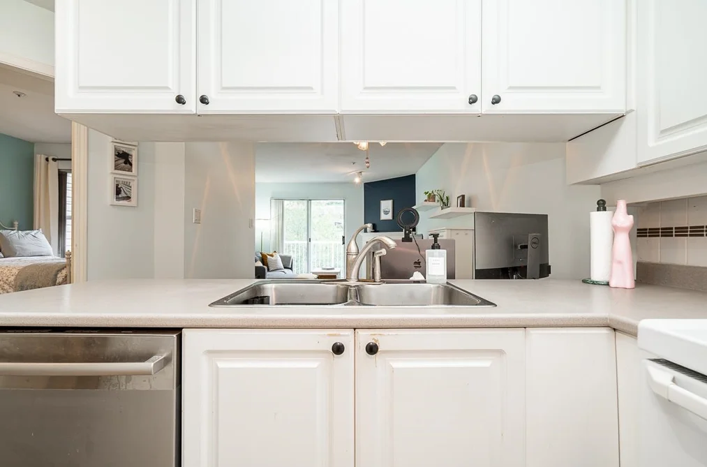 410 1035 AUCKLAND STREET, New Westminster BC V3M 1K9, New Westminster BC — Residential for Sale - Photo 3
