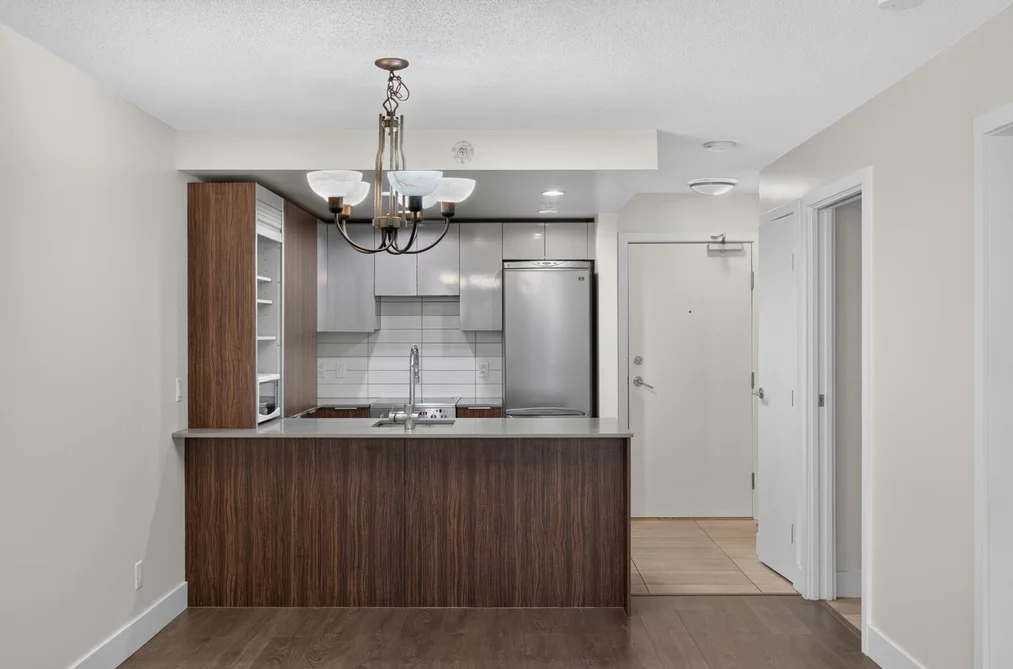 410 - 1088 Richards Street, Vancouver, BC - MLS: R3175912 - Photo 2 410 - 1088 Richards Street, Vancouver, BC - MLS: R3175912 - Photo 2
