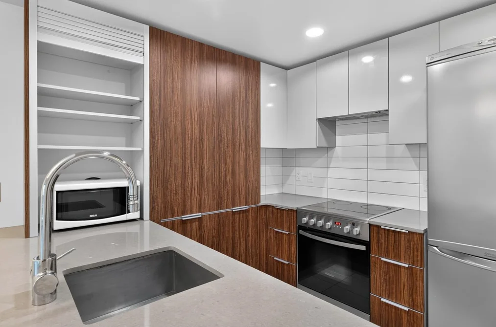 410 - 1088 Richards Street, Vancouver, BC - MLS: R3175912 - Photo 4 410 - 1088 Richards Street, Vancouver, BC - MLS: R3175912 - Photo 4