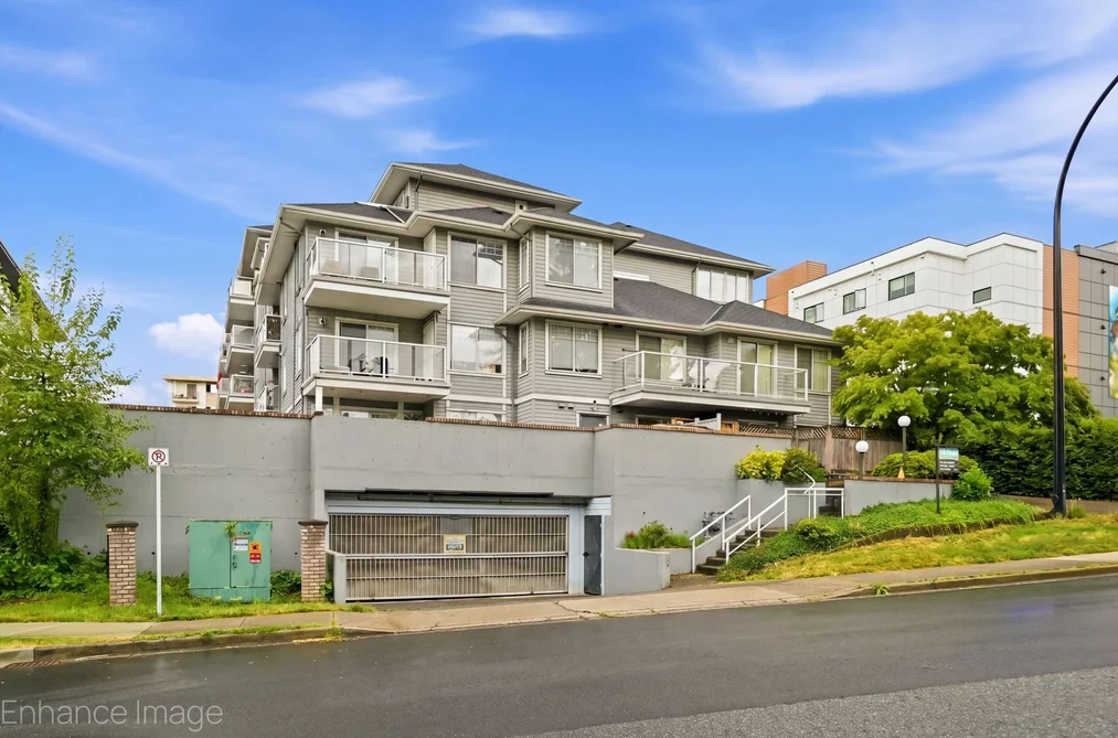 Condo for sale at 410 11671 Fraser Street Maple Ridge British Columbia - MLS: R3122691