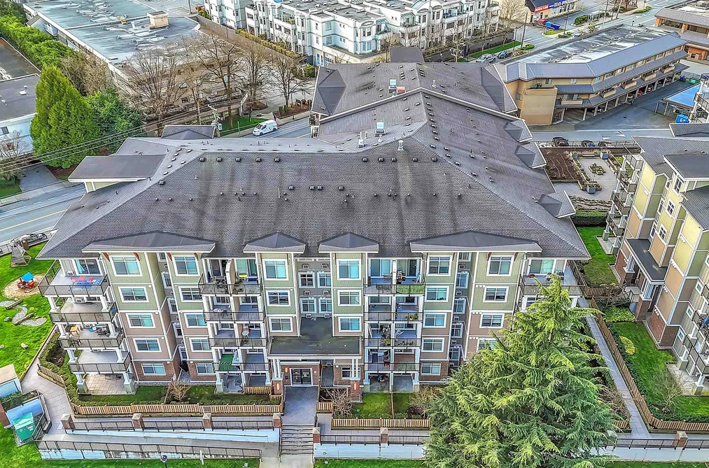 Condo for sale at 410 20696 Eastleigh Crescent Langley British Columbia - MLS: R3156485