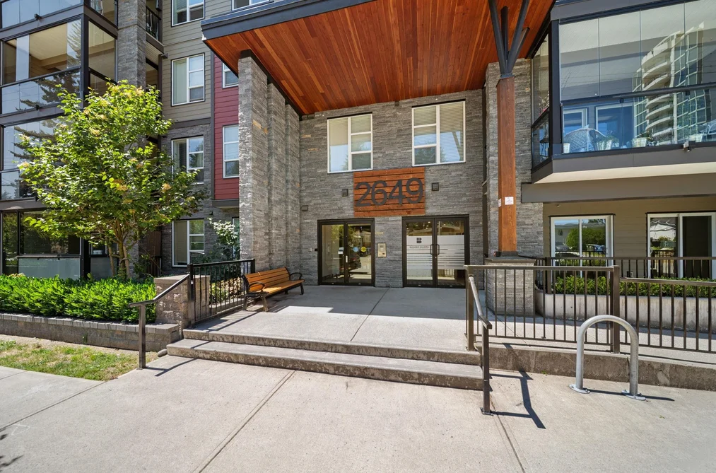 410 2649 JAMES STREET, Abbotsford BC V2T 3L6, Abbotsford BC — Residential for Sale - Photo 2