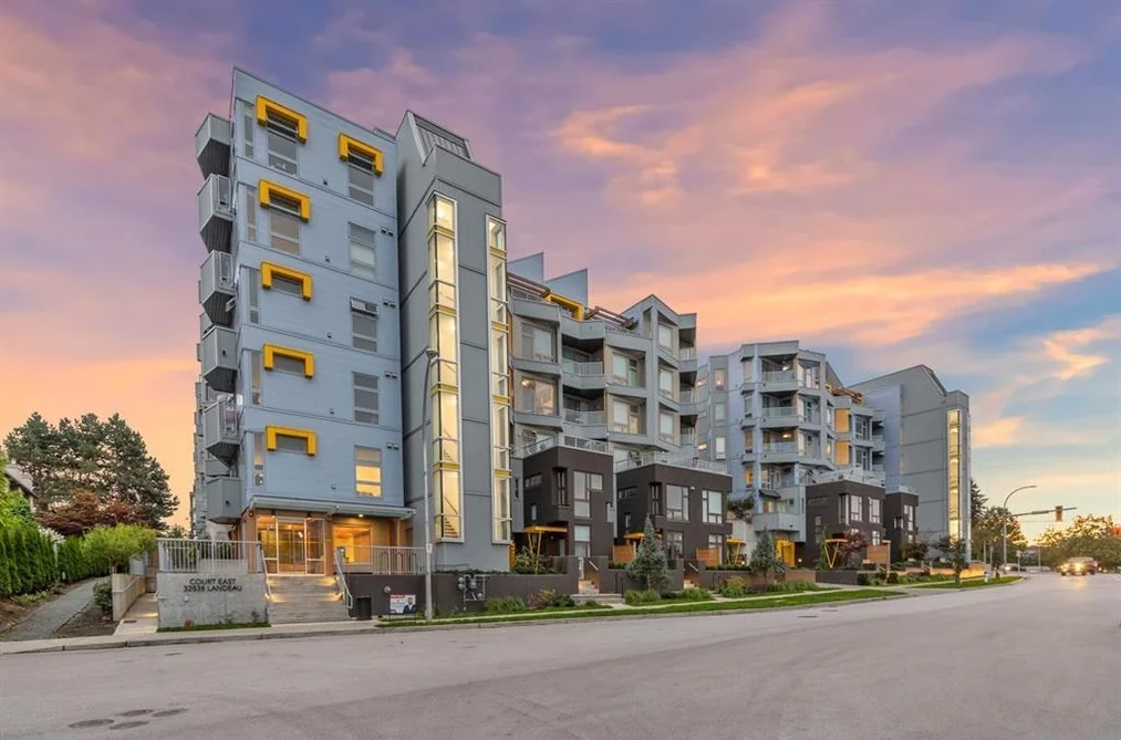 Condo for sale at 410 32828 Landeau Place Abbotsford British Columbia - MLS: R3103409